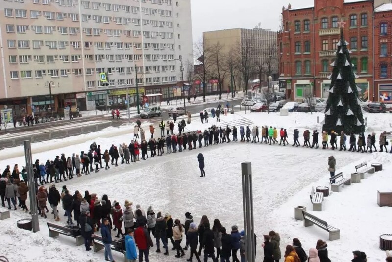 Poloneza czas zacząć! Maturzyści z Rudy Śląskiej zatańczą na rynku