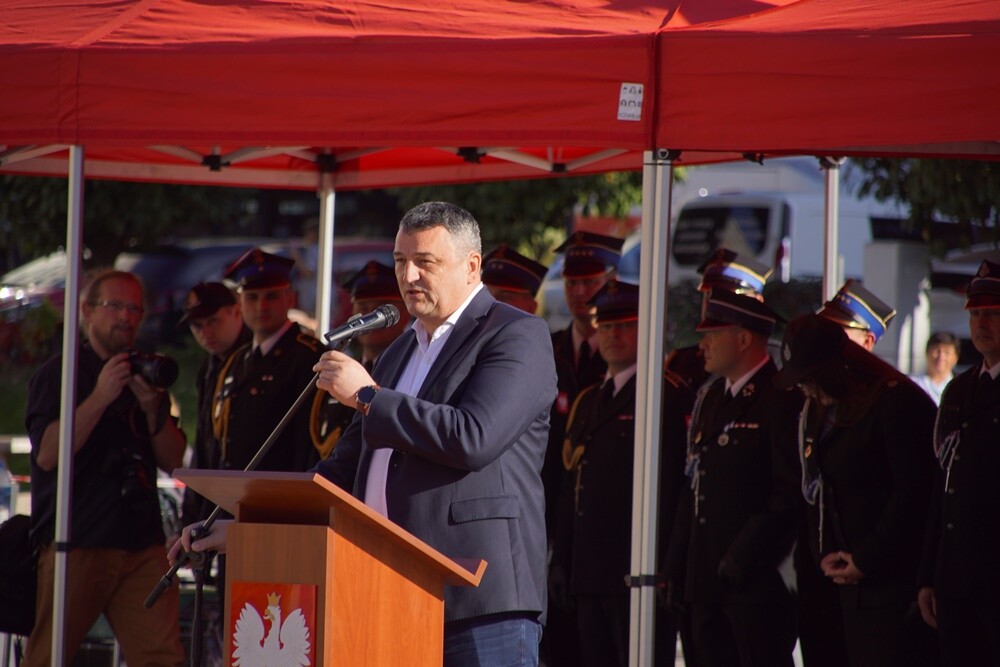 Nowy samochód ratowniczo – gaśniczy zasilił flotę OSP Ruda Śląska.
