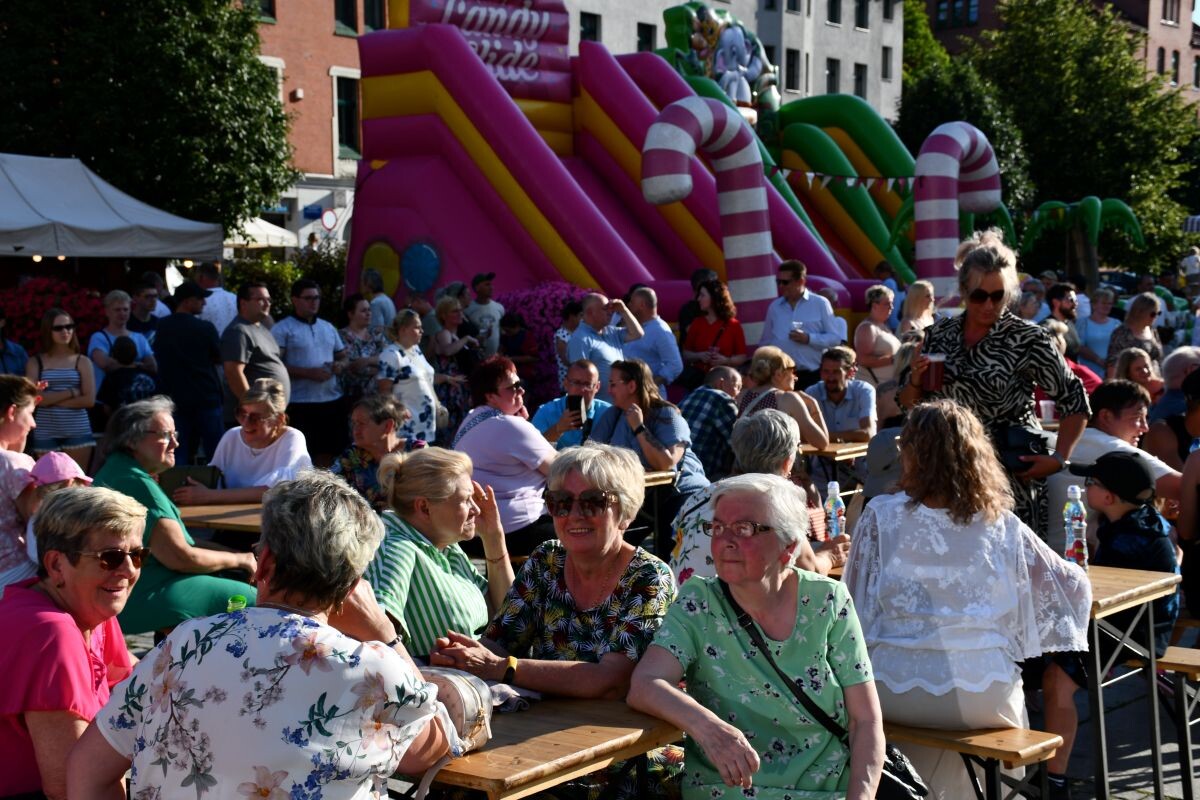 W niedzielne popołudnie, 29 czerwca na rudzkim rynku w dzielnicy Nowy Bytom odbyła się wyjątkowa taneczna zabawa!