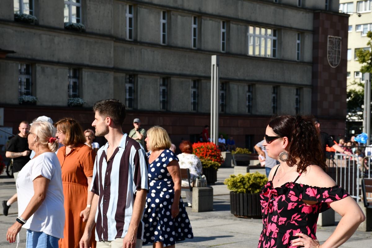 W niedzielne popołudnie, 29 czerwca na rudzkim rynku w dzielnicy Nowy Bytom odbyła się wyjątkowa taneczna zabawa!