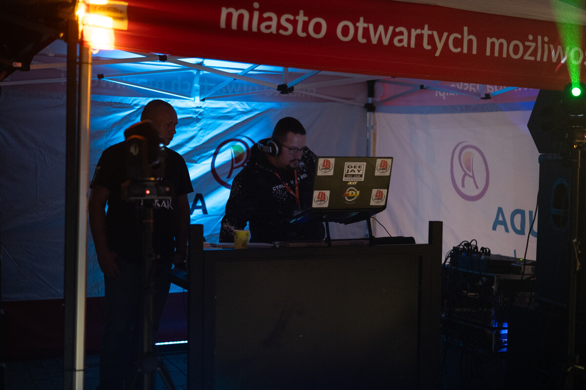 Potańcówka na Rynku w Nowym Bytomiu – ostatnia edycja już za nami! [ZDJĘCIA] / fot. Marek i Krzysztof Faber