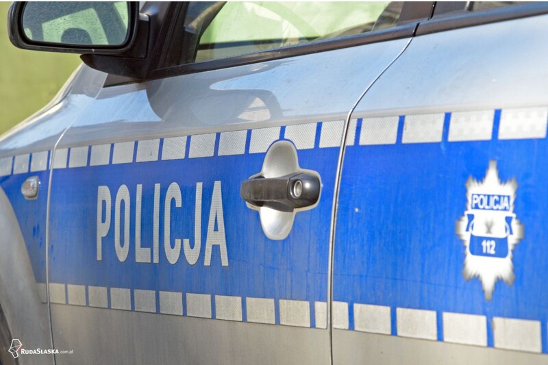 Potrącenie pieszego na pasach w Rudzie Śląskiej – kierowca oślepiony przez słońce