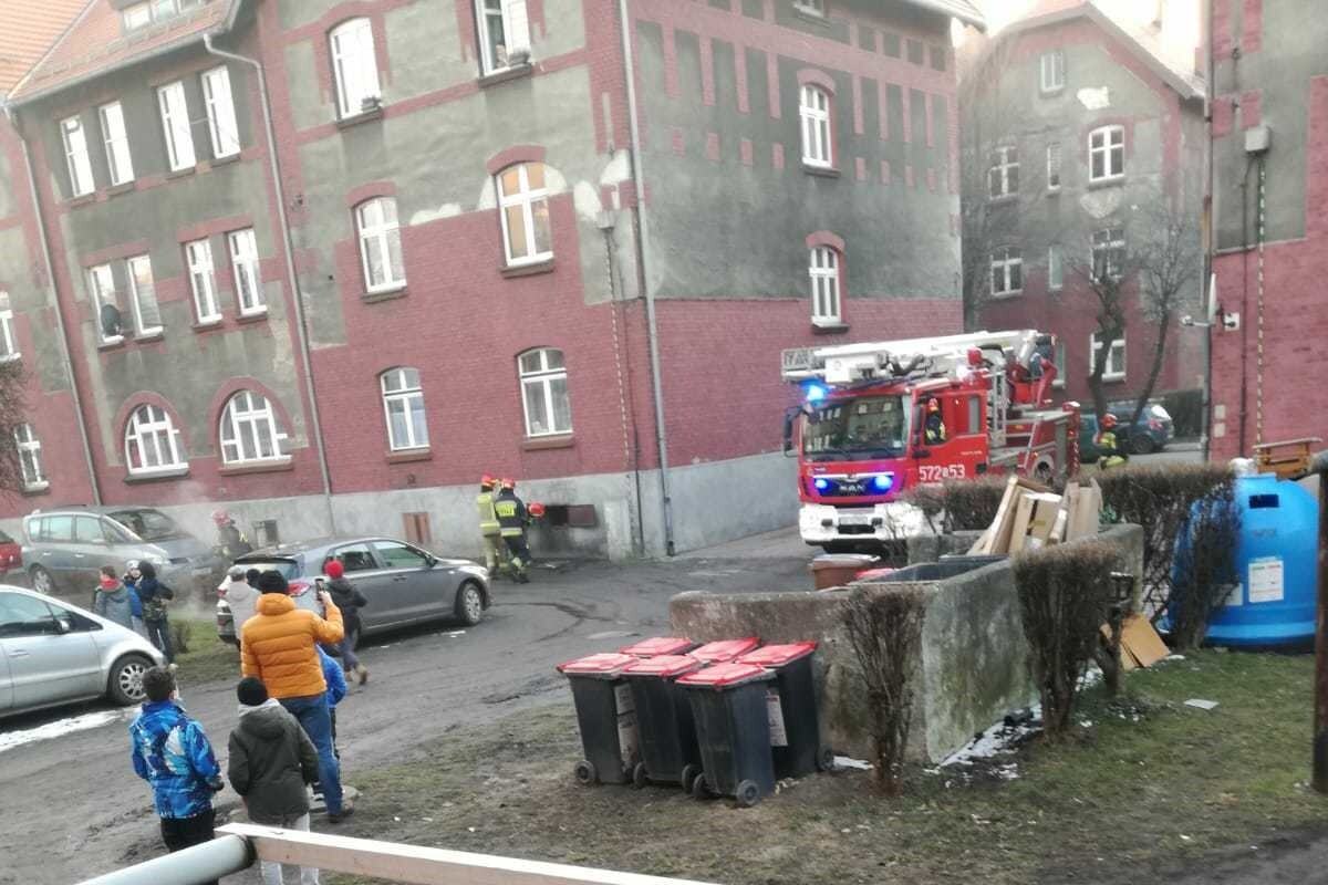 RudaSlaska.com.pl - najnowsze informacje i wiadomości rudzkie - pożar sadzy w kominie na ulicy Tiałowskiego
