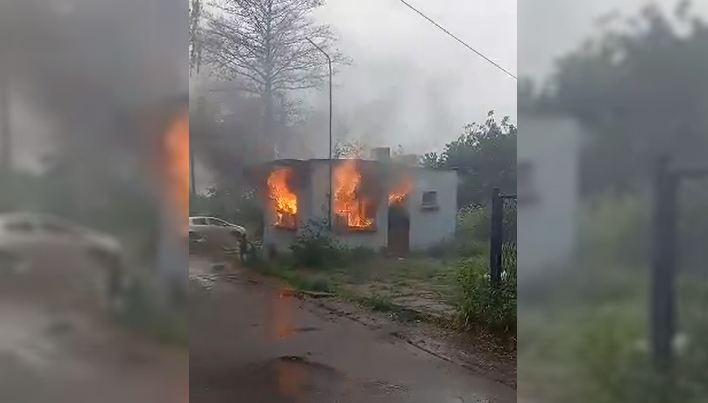 Pożar w Bielszowicach. Płonęła budka parkingowa! [FILM]