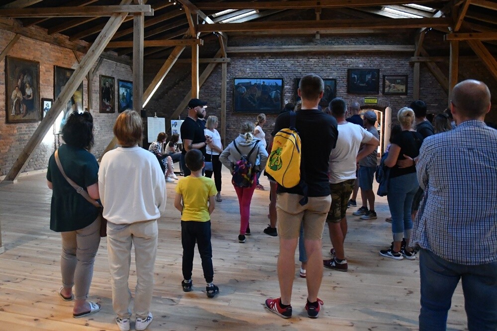 W Muzeum PRL-u zorganizowano Zlot Pojazdów Minionej Epoki i Pożegnanie Lata / fot. Jacek Knapik