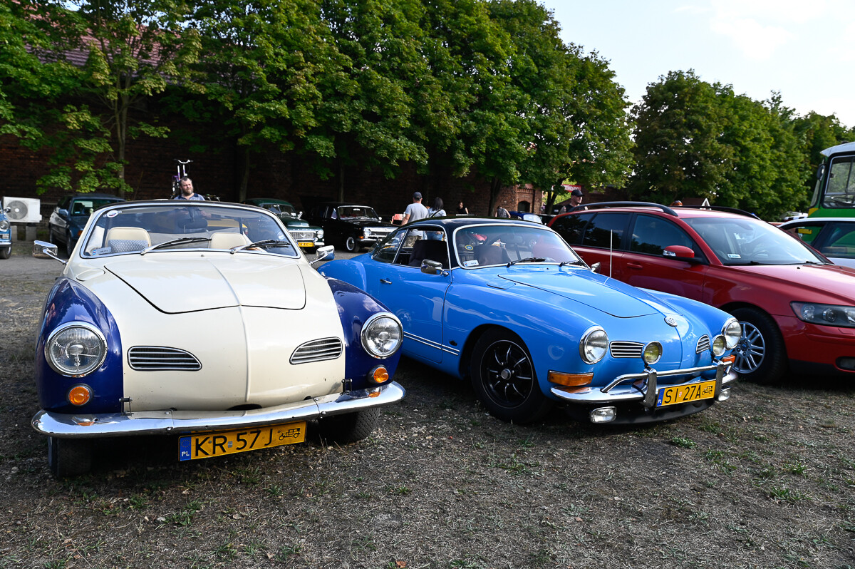 7 września w Muzeum Historii Polski Ludowej odbyła się impreza z okazji końca lata, połączona ze zlotem pojazdów minionej epoki. / fot. Magdalena Ruda