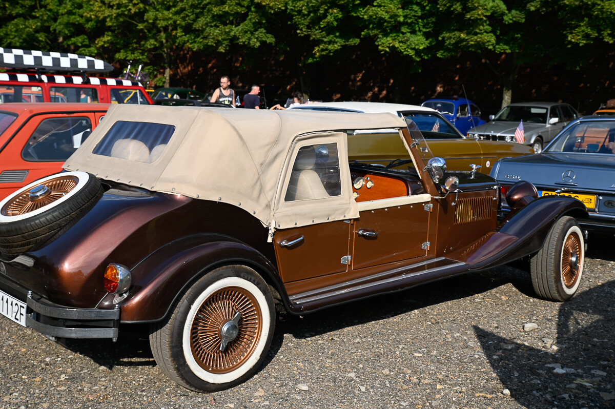 7 września w Muzeum Historii Polski Ludowej odbyła się impreza z okazji końca lata, połączona ze zlotem pojazdów minionej epoki. / fot. Magdalena Ruda