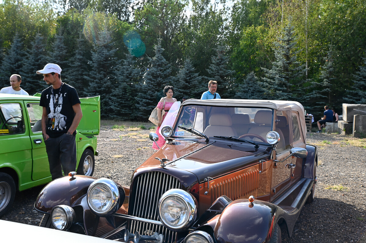 7 września w Muzeum Historii Polski Ludowej odbyła się impreza z okazji końca lata, połączona ze zlotem pojazdów minionej epoki. / fot. Magdalena Ruda