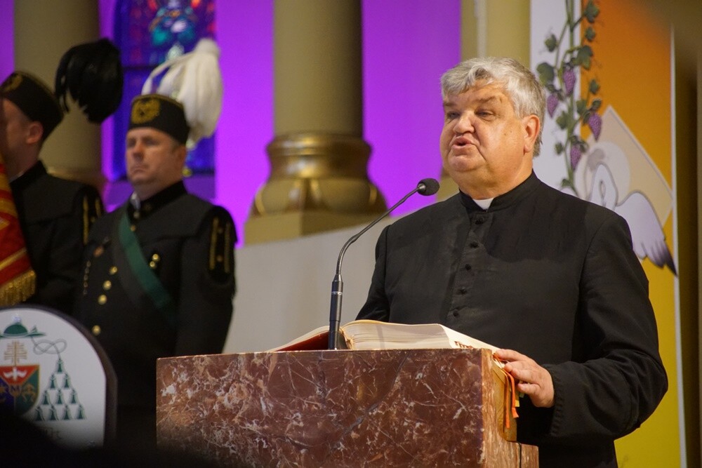 Prezydent Rudy Śląskiej - Grażyna Dziedzic zmarła w 16 czerwca po trudnej walce z chorobą nowotworową. Jej oficjalne pożegnanie odbyło się dzisiaj w kościele św. Pawła Apostoła w Nowym Bytomiu. 