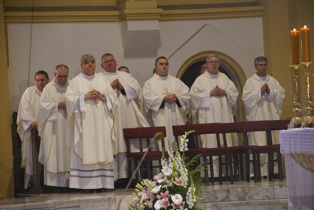 Prezydent Rudy Śląskiej - Grażyna Dziedzic zmarła w 16 czerwca po trudnej walce z chorobą nowotworową. Jej oficjalne pożegnanie odbyło się dzisiaj w kościele św. Pawła Apostoła w Nowym Bytomiu. 