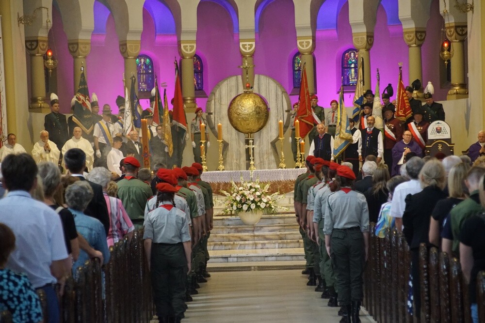 Prezydent Rudy Śląskiej - Grażyna Dziedzic zmarła w 16 czerwca po trudnej walce z chorobą nowotworową. Jej oficjalne pożegnanie odbyło się dzisiaj w kościele św. Pawła Apostoła w Nowym Bytomiu. 