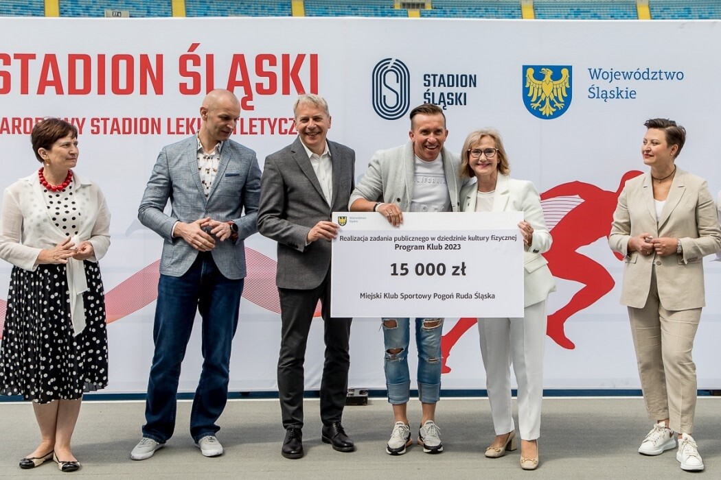 Śląski "Program Klub 2023" dofinansował 9 klubów sportowych z Rudy Śląskiej. Łącznie do rudzkich klubów i stowarzyszeń z programów "Klub" trafi 145 tysięcy złotych na rozwój młodzieży i cele statutowe.

fot. Tomasz Żak / UMWS