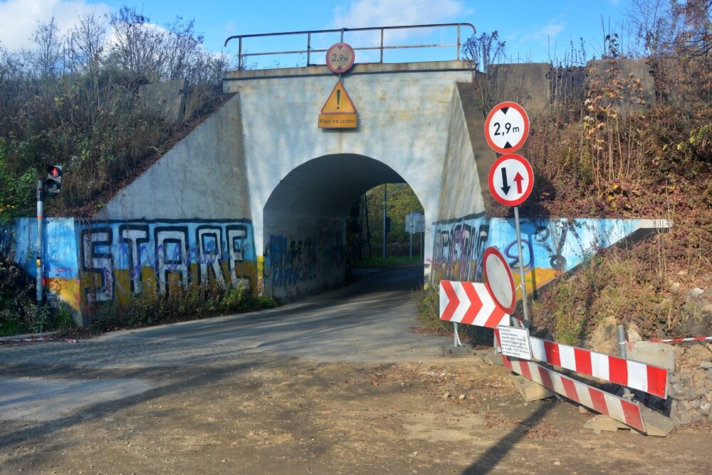 Od jesieni ubiegłego roku trwa modernizacja ul. Janasa w dzielnicy Ruda. Aktualnie trwa przebudowa kanalizacji na ostatnim fragmencie tej ulicy. Na jakim etapie są prace?

fot. Jacek Knapik