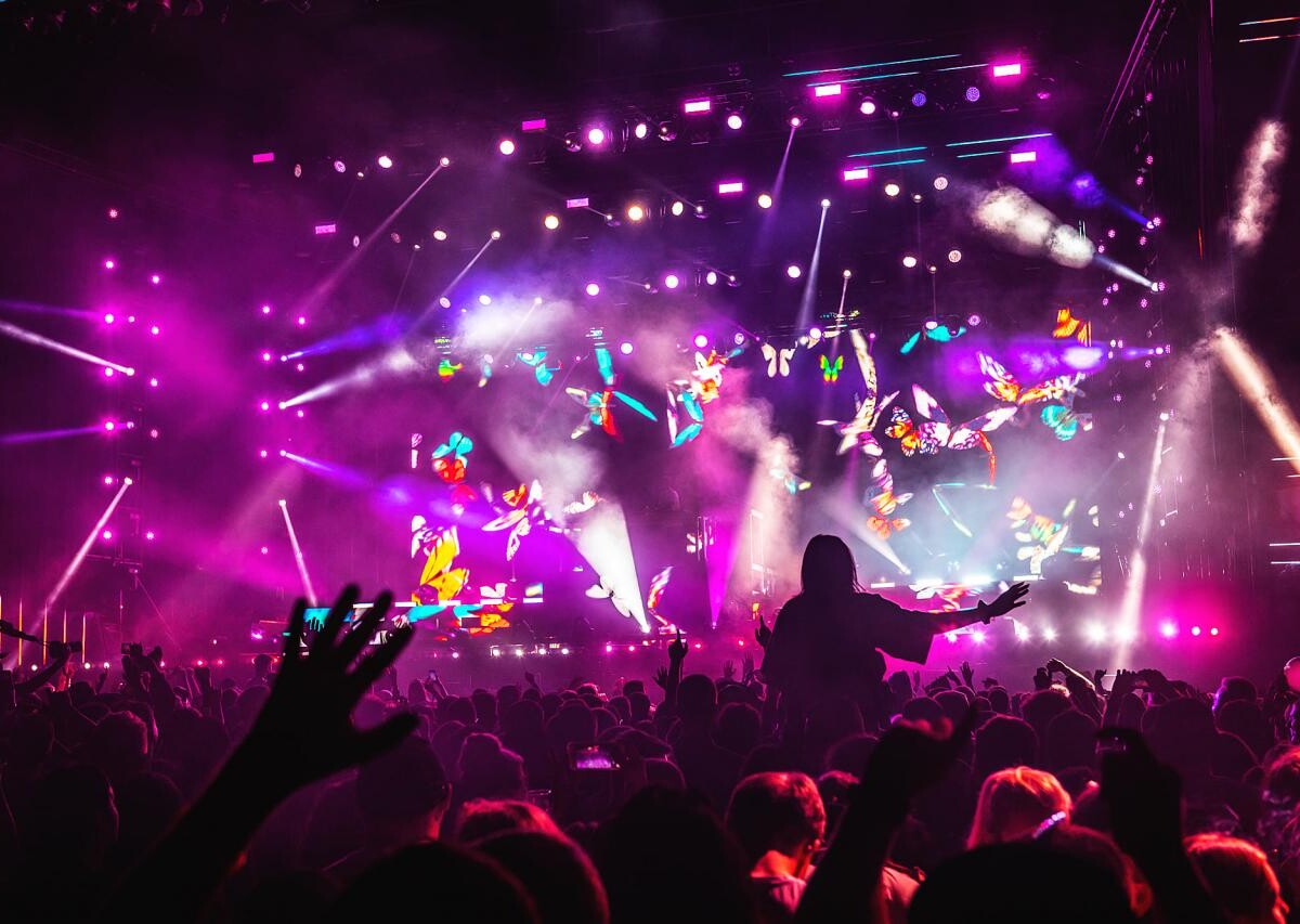 Przed nami FEST Festival 2022. Jakie zespoły i artyści wystąpią? [LINE-UP]