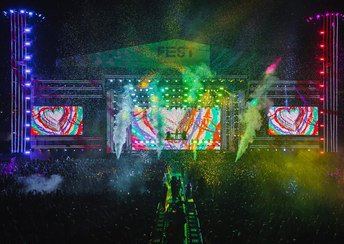 Przed nami FEST Festival 2022. Jakie zespoły i artyści wystąpią? [LINE-UP]