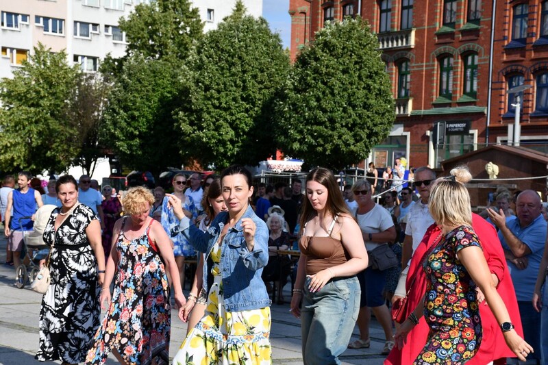 Przed nami Potańcówka na Rynku w Nowym Bytomiu – ostatnia taka okazja!