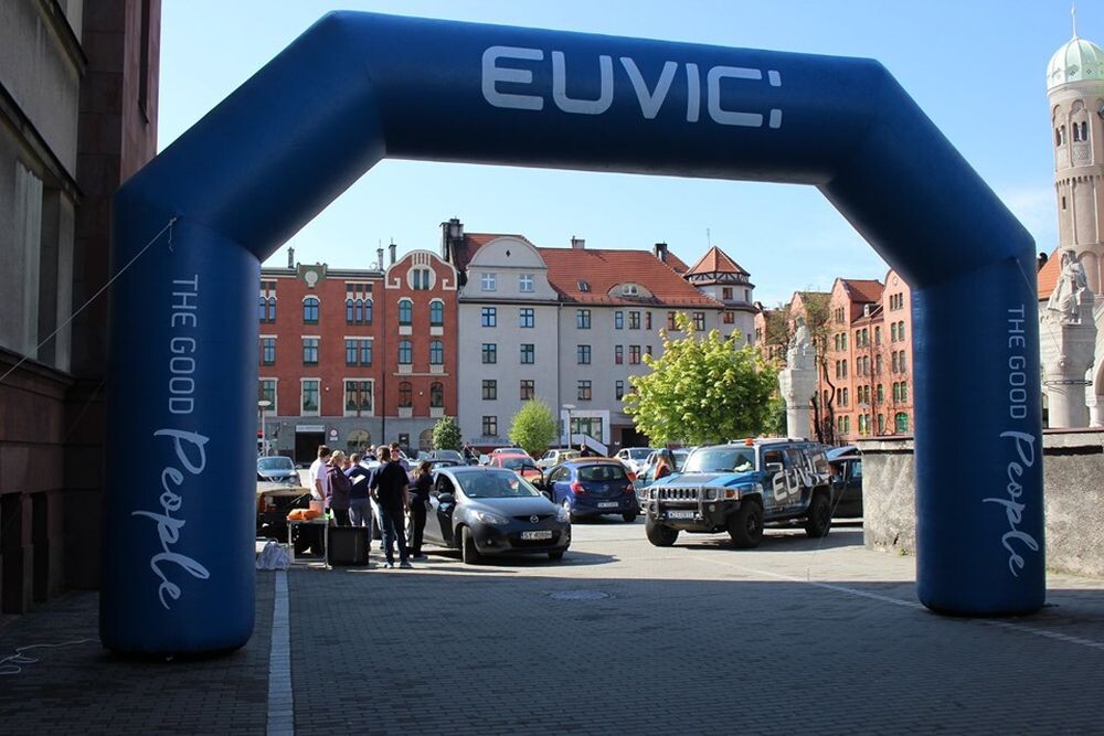 Rajd BEBOK po raz kolejny odbył się na ulicach Rudy Śląskiej - na uczestników czekała trudna trasa, wymagająca dużej uwagi i spostrzegawczości, ale jak zwykle atmosfera była znakomita, nie zawiodła również pogodowa aura.