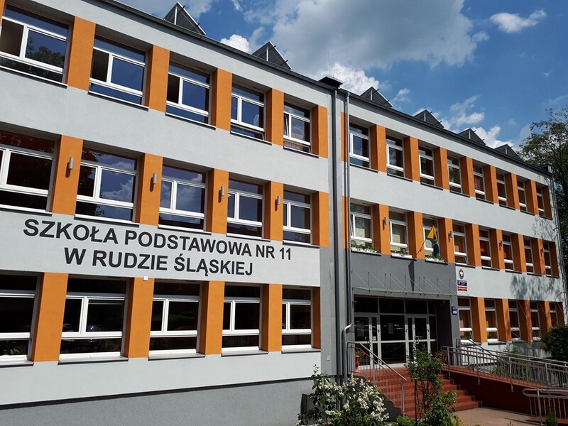 Razem dla Pszczół i Eko-Przestrzeń – Innowacyjne projekty w Szkole Podstawowej nr 11