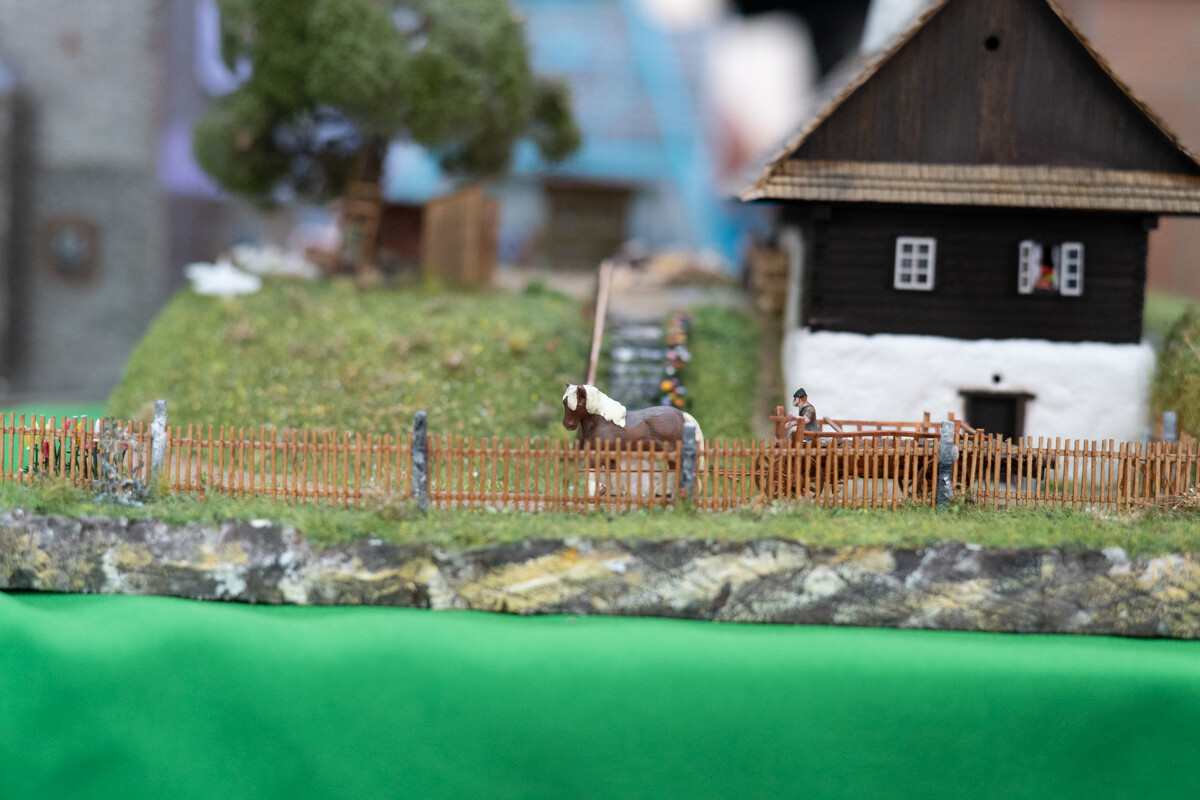 Trwa Regionalny Konkurs Modeli Kartonowych w Rudzie Śląskiej. Zobaczcie zdjęcia! / fot. Marek i Krzysztof Faber