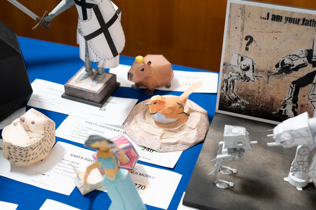 Trwa Regionalny Konkurs Modeli Kartonowych w Rudzie Śląskiej. Zobaczcie zdjęcia! / fot. Marek i Krzysztof Faber
