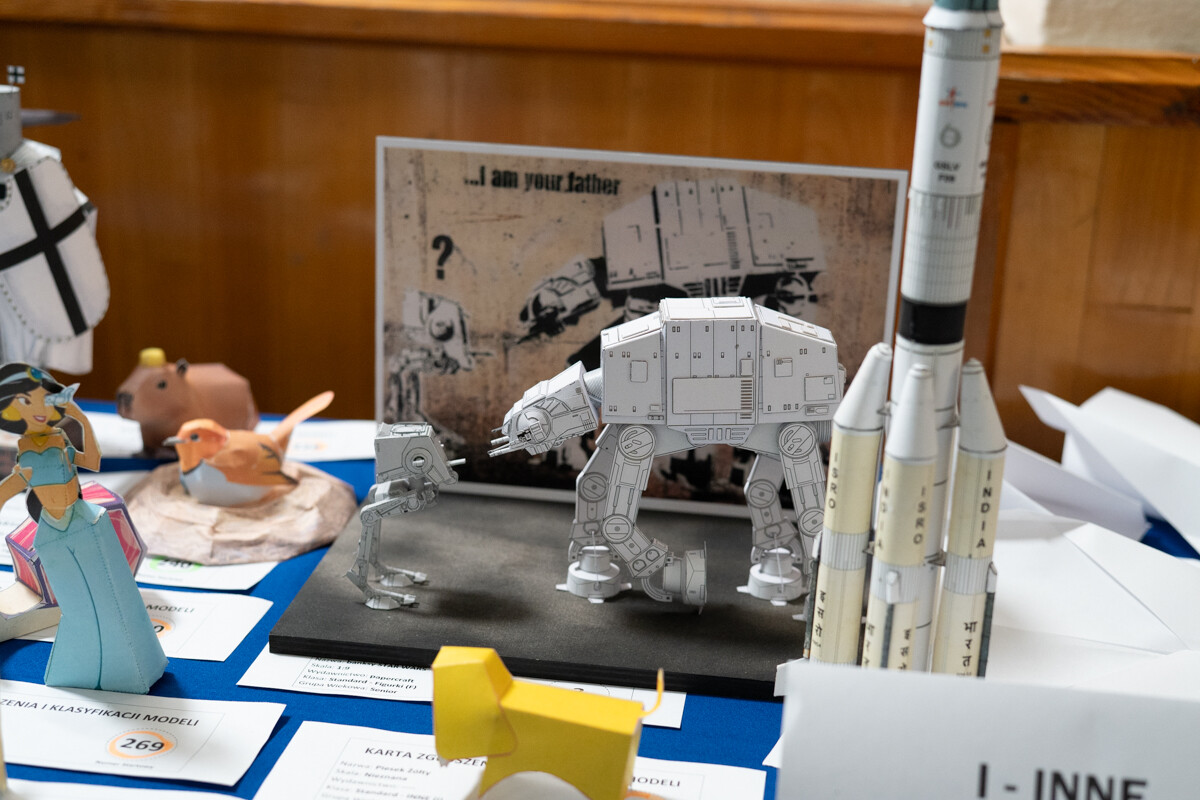 Trwa Regionalny Konkurs Modeli Kartonowych w Rudzie Śląskiej. Zobaczcie zdjęcia! / fot. Marek i Krzysztof Faber