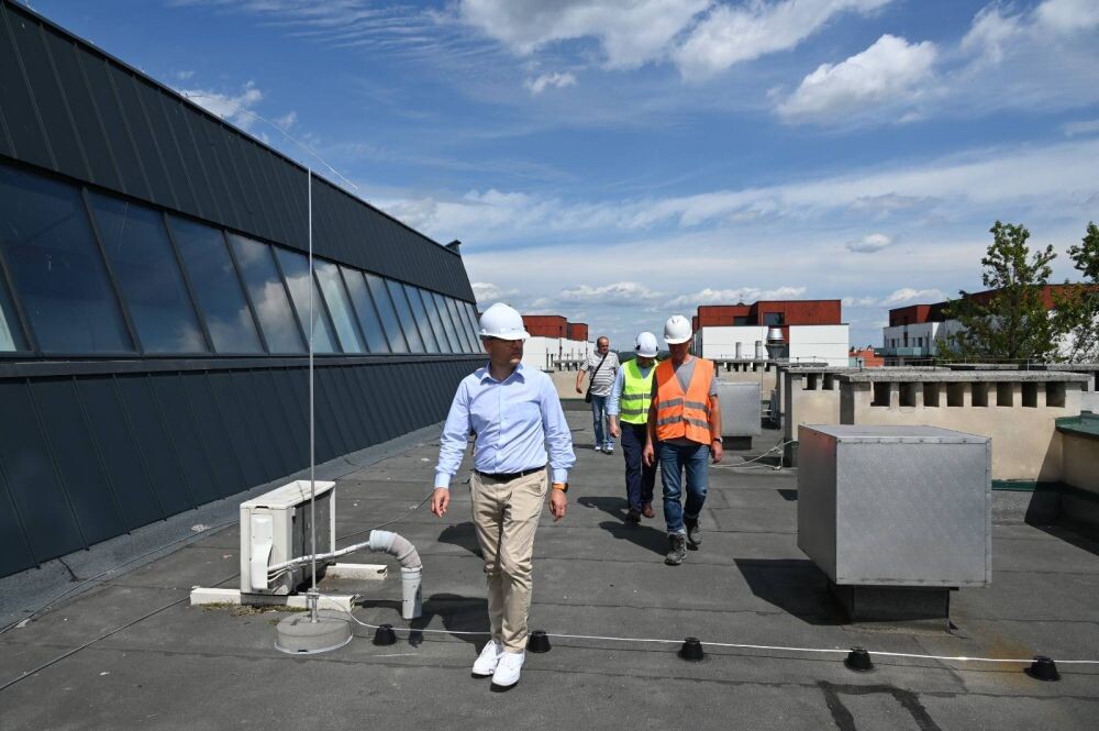 Prace na basenie krytym w Rudzie idą zgodnie z planem!/fot. FB Michał Pierończyk