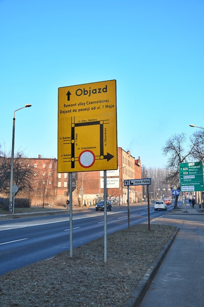 Ruszyła naprawa szkód górniczych na ulicy Czarnoleśnej w Rudzie Śląskiej. Droga ta zostanie kompleksowo przebudowana. 3 marca ulica została zamknięta dla ruchu pojazdów osobowych. 

fot. Jacek Knapik