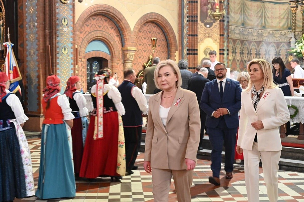 W Kochłowicach odbyły się dziś uroczystości upamiętniające kolejną rocznicę uchwalenia Konstytucji 3 Maja oraz wybuch III Powstania Śląskiego. / fot. UM Ruda Śląska