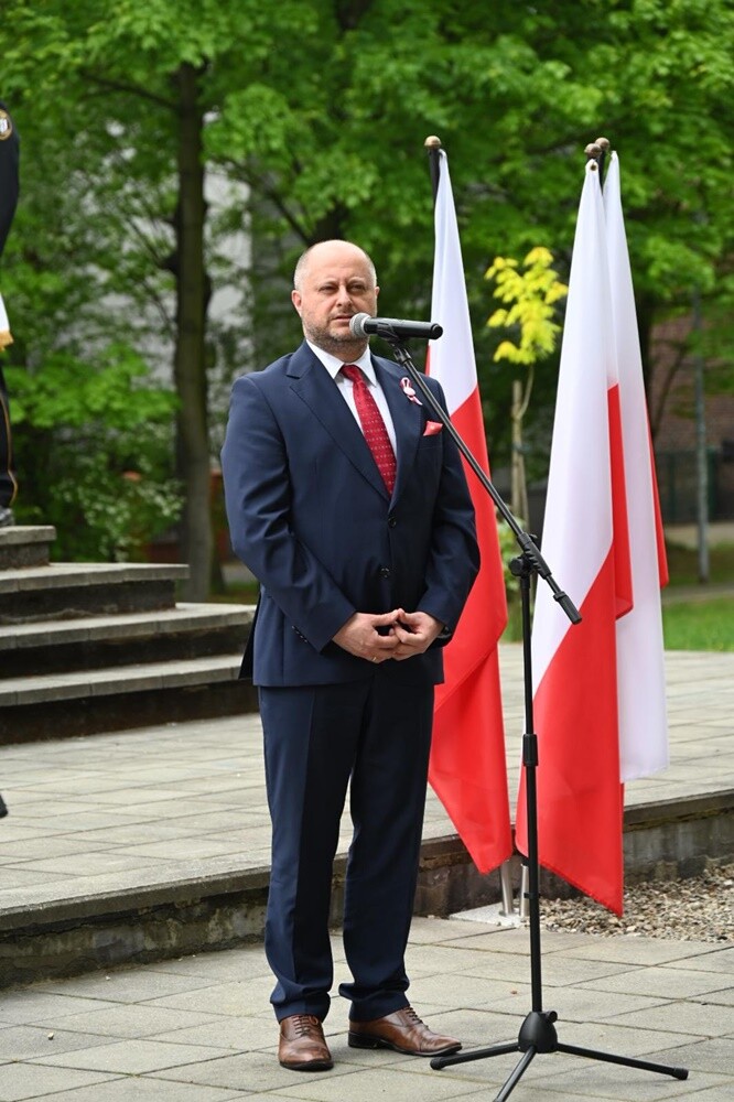 W Kochłowicach odbyły się dziś uroczystości upamiętniające kolejną rocznicę uchwalenia Konstytucji 3 Maja oraz wybuch III Powstania Śląskiego. / fot. UM Ruda Śląska