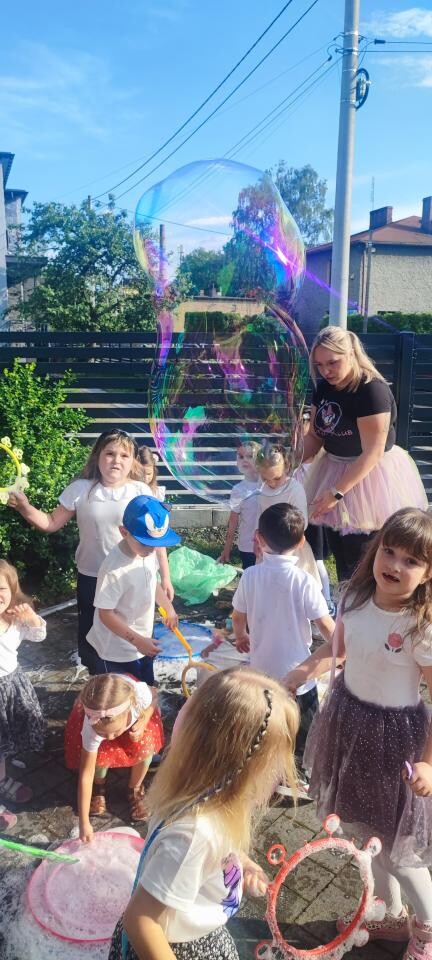 W Miejskim Przedszkolu nr 25 zorganizowano wyjątkowy festyn rodzinny z okazji Dnia Matki i Ojca