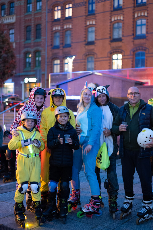 Rolkarze podbili Rudę Śląską! Nocny przejazd pełen świateł i muzyki. / fot. Marek Faber