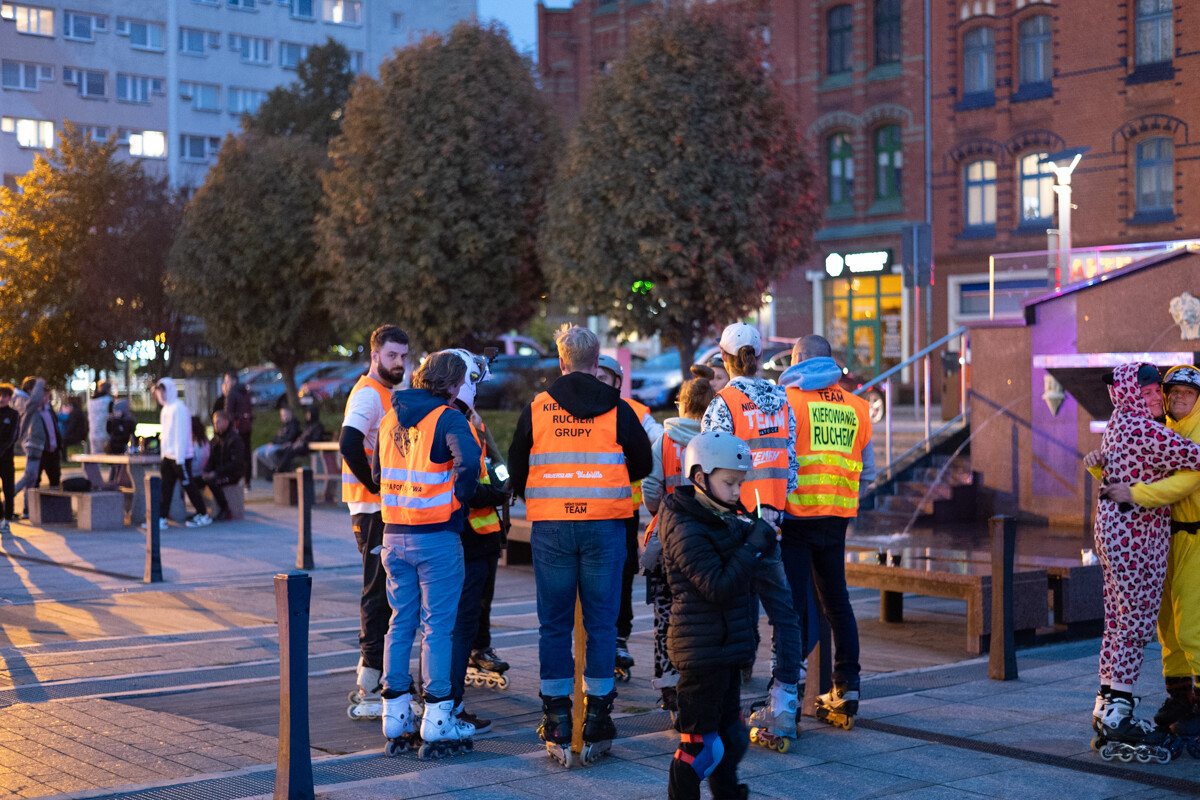 Rolkarze podbili Rudę Śląską! Nocny przejazd pełen świateł i muzyki. / fot. Marek Faber