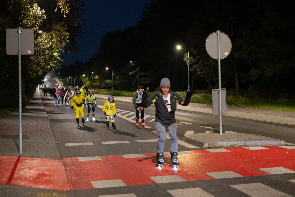 Rolkarze podbili Rudę Śląską! Nocny przejazd pełen świateł i muzyki. / fot. Marek Faber