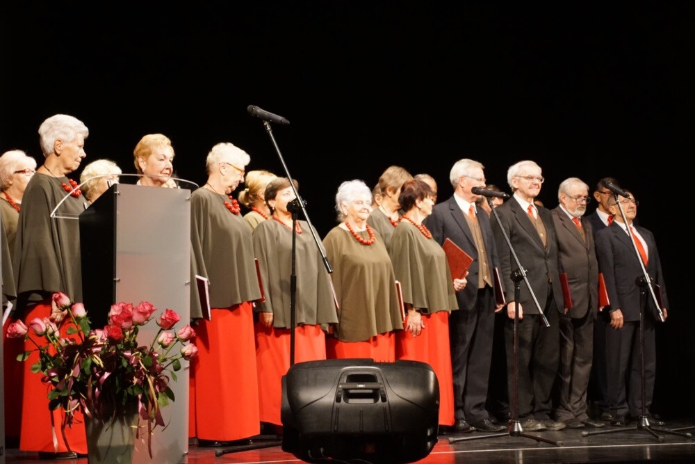Rok akademicki na rudzkim Uniwersytecie Trzeciego Wieku właśnie ruszył. Już po raz 15. w Miejskim Centrum Kultury im. Henryka Bisty rozbrzmiała pieśń „Gaudeamus igitur".