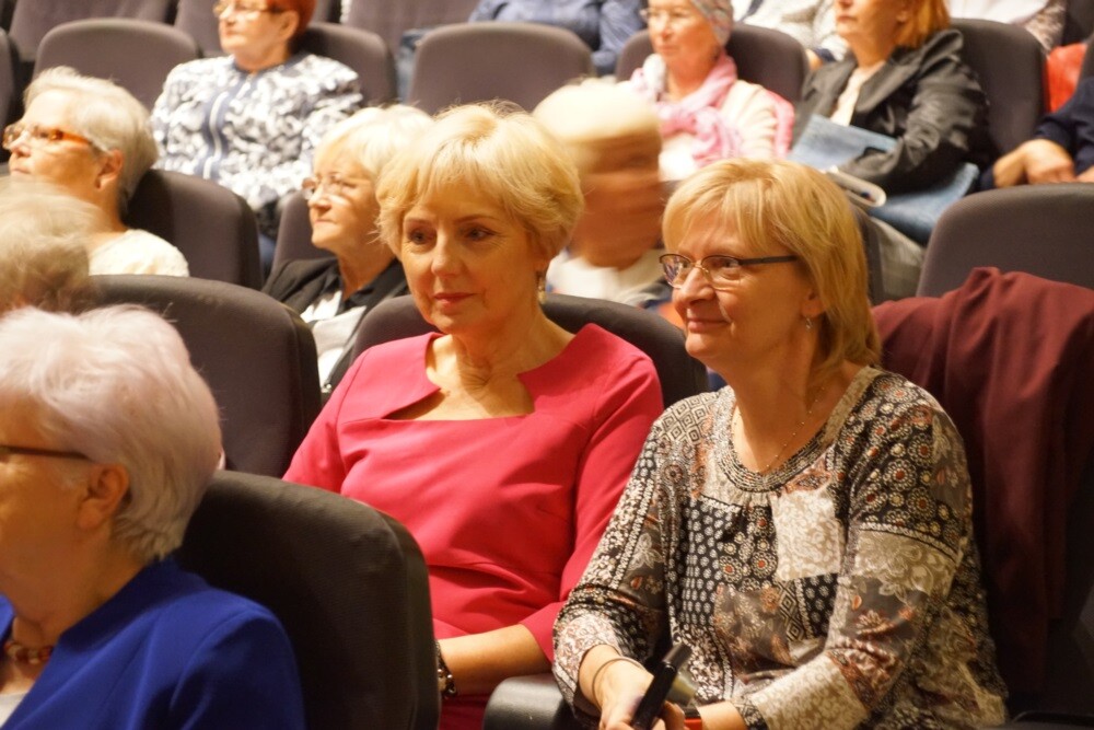 Rok akademicki na rudzkim Uniwersytecie Trzeciego Wieku właśnie ruszył. Już po raz 15. w Miejskim Centrum Kultury im. Henryka Bisty rozbrzmiała pieśń „Gaudeamus igitur".