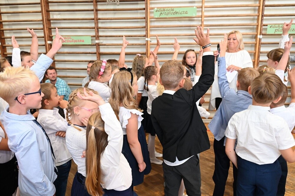 Rudzkie przedszkolaki i uczniowie rozpoczęli wczoraj rok szkolny 2023/2024! / fot. UM Ruda Śląska