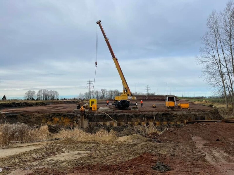 Rozpoczęły się prace przy budowie tymczasowego przepustu nad Kochłówką