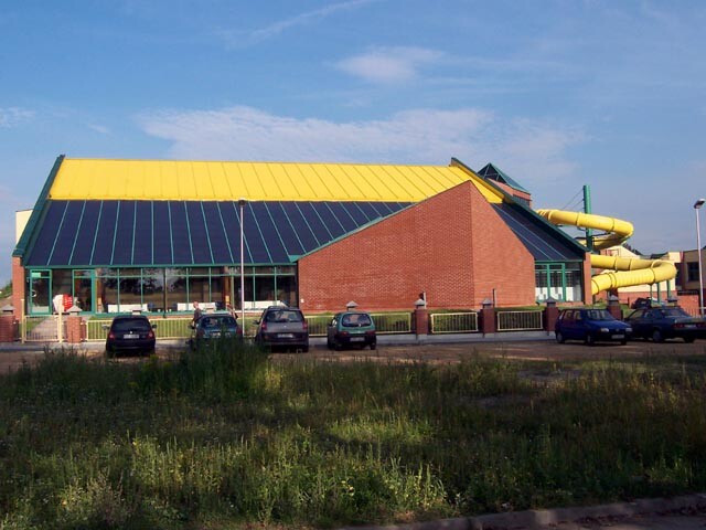 Ruda - basen kryty MOSiR -  ul. Chryzantem 10