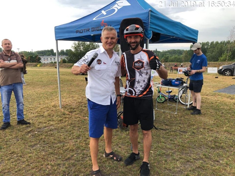 Miasteczko rowerowe, sadzenie drzewek, występ Grzegorza Poloczka oraz wiele innych atrakcji dla dzieci i dorosłych przygotowano w ramach niedzielnej (21.07) imprezy, która odbyła się pod hasłem “Ruda grilluje”. Została ona zorganizowana na zrewitalizowanej hałdzie przy ul. 1 Maja w Rudzie Śląskiej.