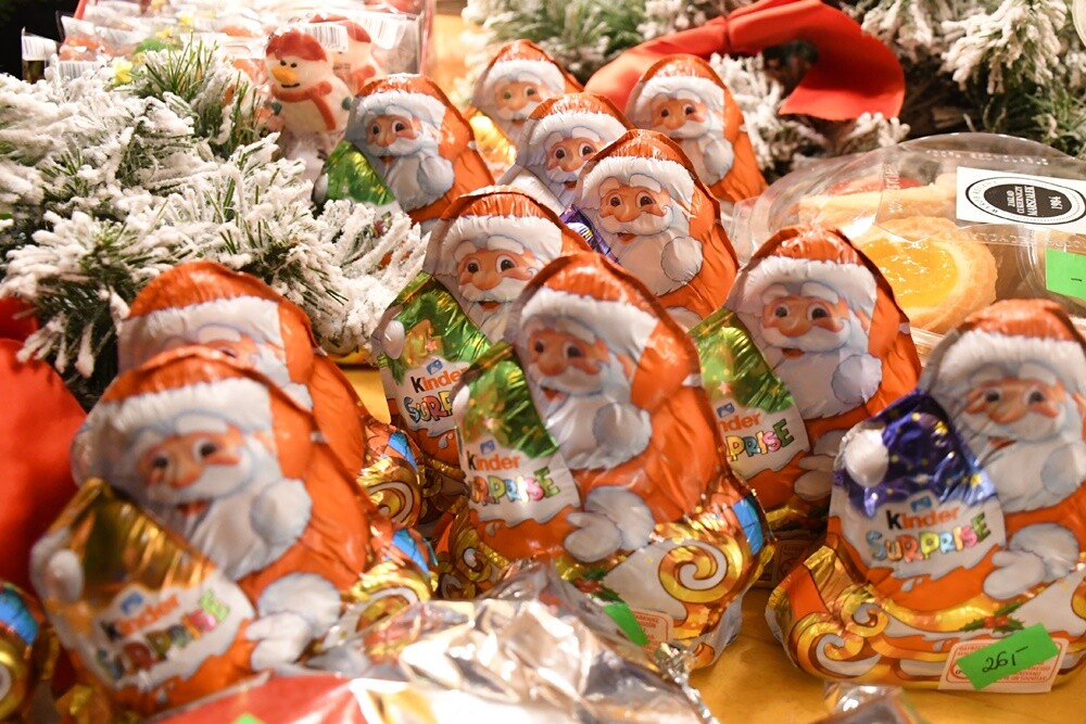 Wystartował Rudzki Jarmark Świąteczny! Na rudzkim rynku rozbłysła miejska choinka i zapachniało świętami. fot. Jacek Knapik