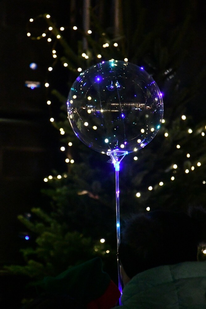 Wystartował Rudzki Jarmark Świąteczny! Na rudzkim rynku rozbłysła miejska choinka i zapachniało świętami. fot. Jacek Knapik