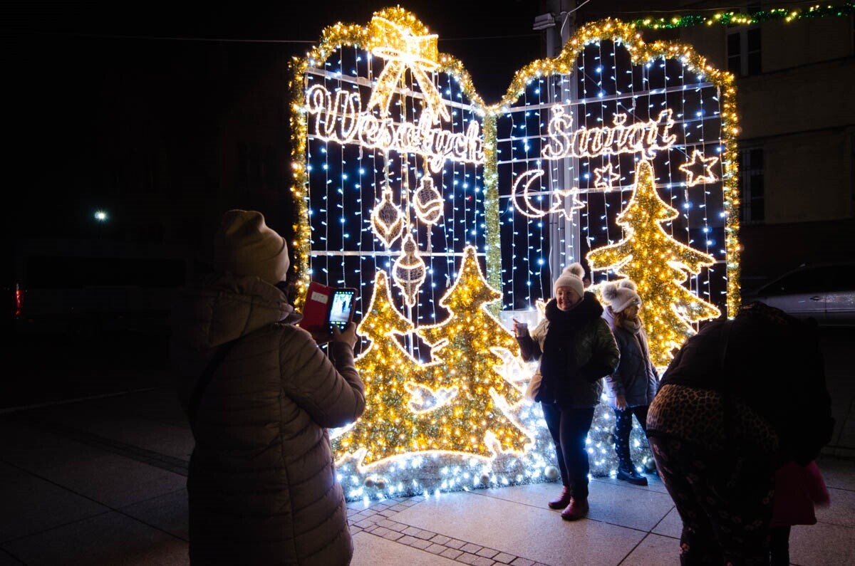 Świąteczna atmosfera w sercu Rudy Śląskiej – Jarmark Świąteczny przyciąga tłumy/ fot. Marek i Krzysztof Faber