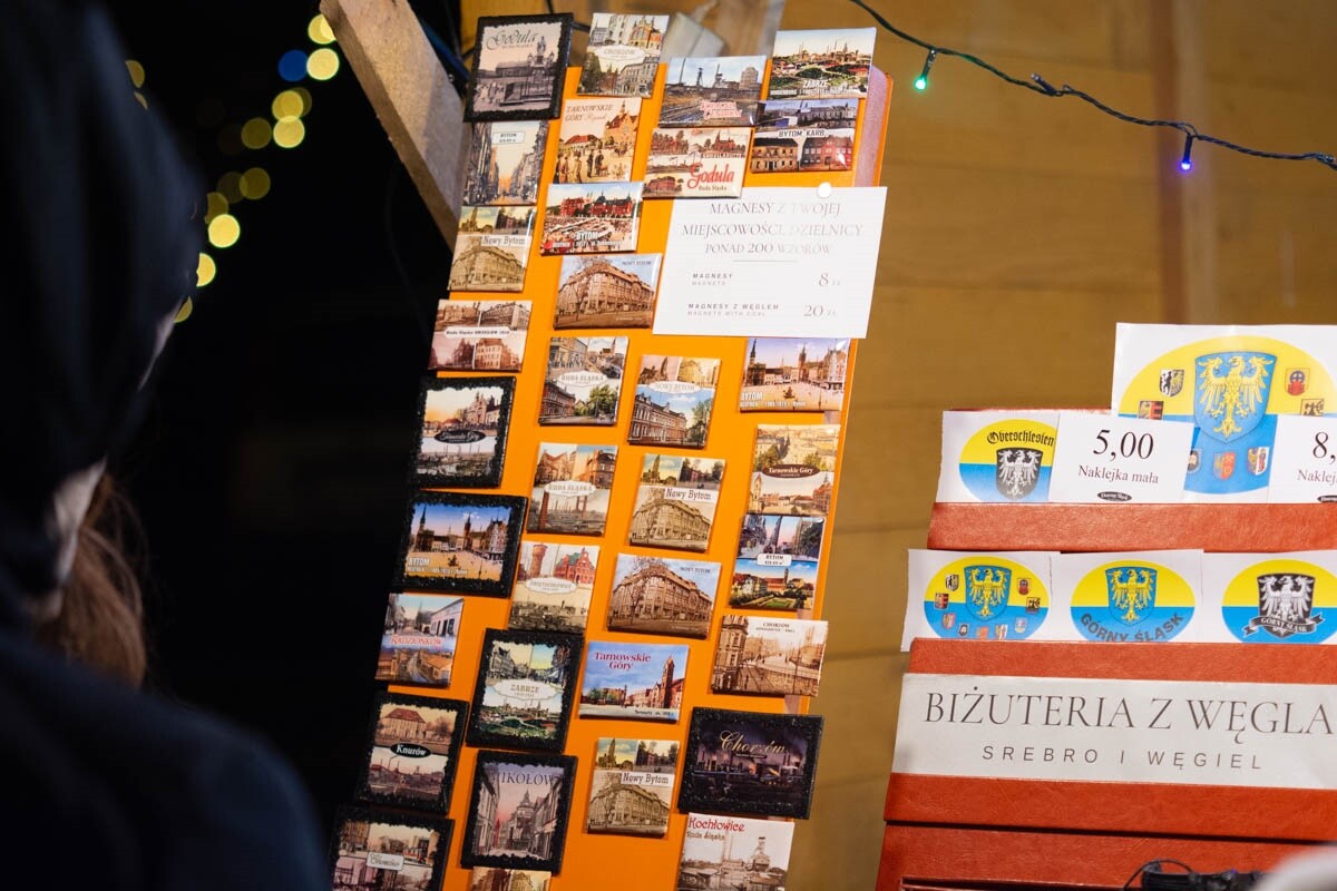 Świąteczna atmosfera w sercu Rudy Śląskiej – Jarmark Świąteczny przyciąga tłumy/ fot. Marek i Krzysztof Faber