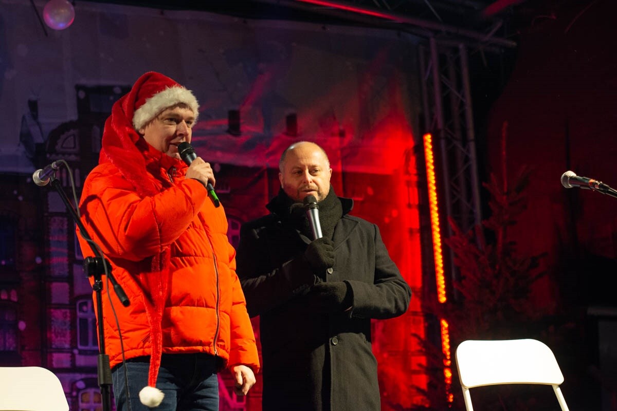 Świąteczna atmosfera w sercu Rudy Śląskiej – Jarmark Świąteczny przyciąga tłumy/ fot. Marek i Krzysztof Faber