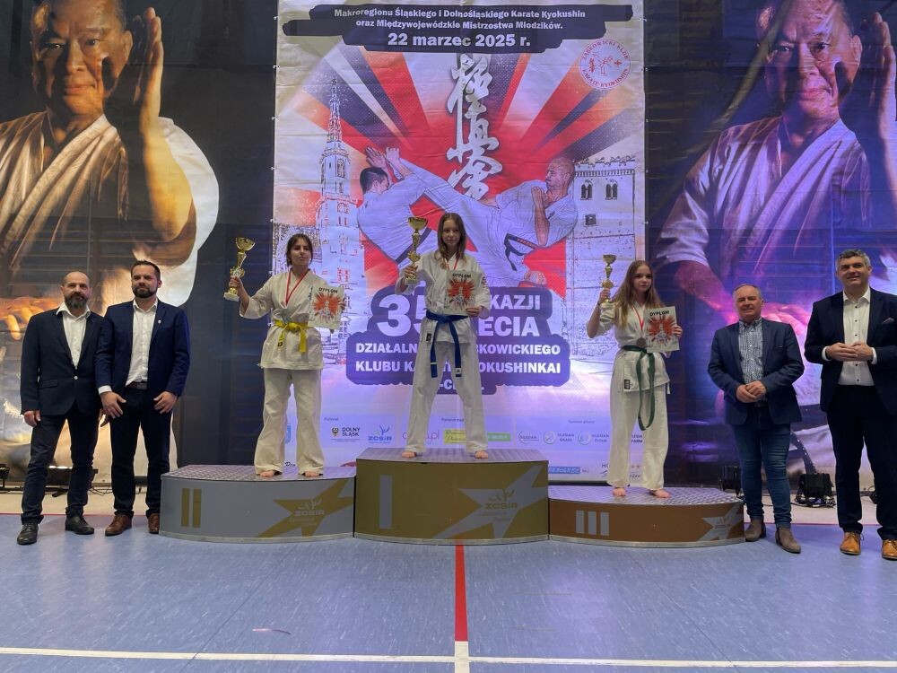 Rudzki Klub Kyokushin Karate zwycięzcą klasyfikacji drużynowej pod kątem ilości medali!/fot. Rudzki Klub Kyokushin Karate