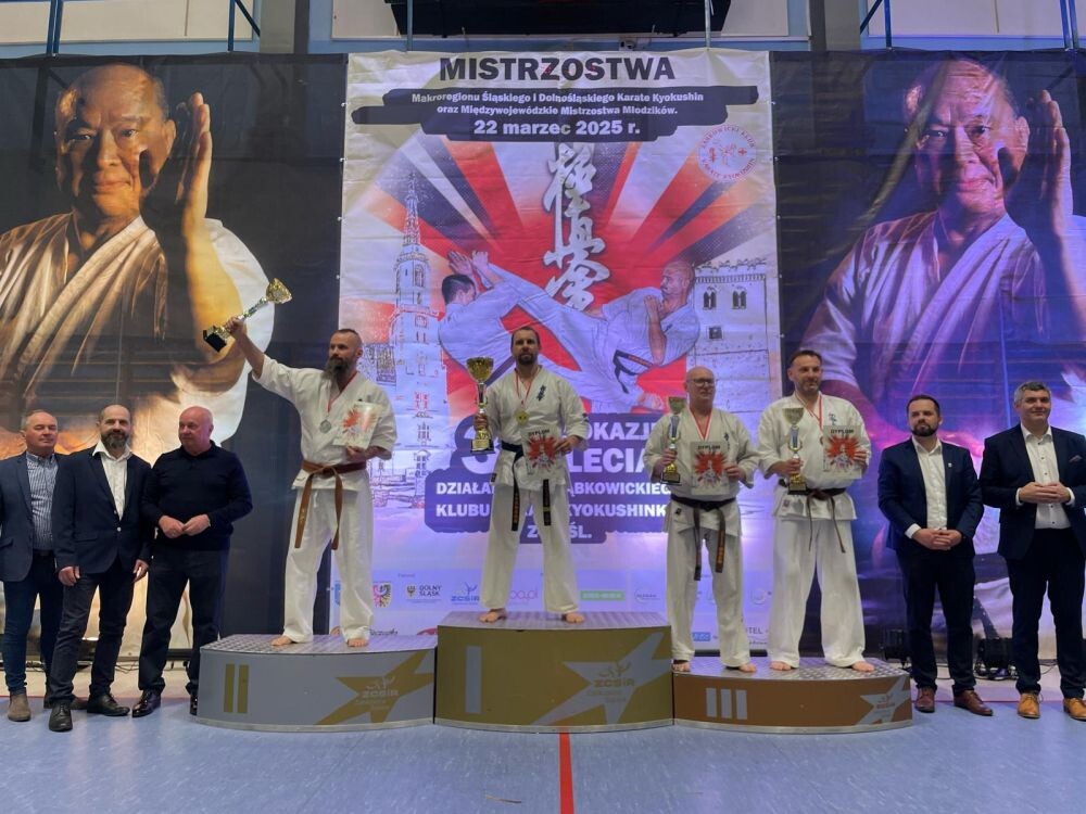 Rudzki Klub Kyokushin Karate zwycięzcą klasyfikacji drużynowej pod kątem ilości medali!/fot. Rudzki Klub Kyokushin Karate