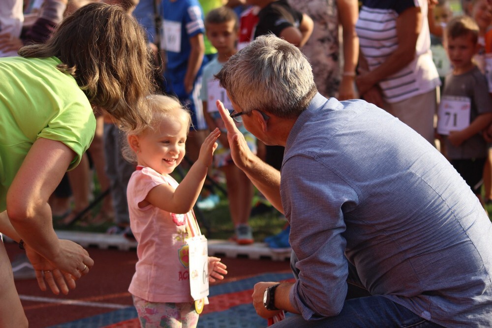 Za nami kolejny Rudzki Półmaraton Industrialny - miłośnicy aktywnego spędzania czasu w biegu przemierzyli w sobotni wieczór ulice Rudy Śląskiej. (foto: Urząd Miasta Ruda Śląska)