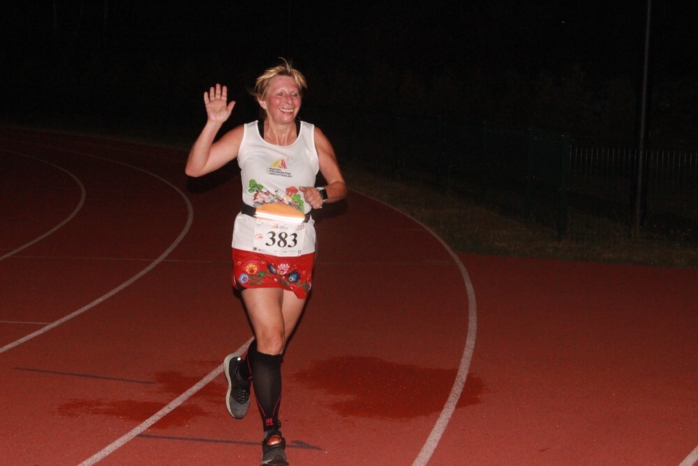 Za nami kolejny Rudzki Półmaraton Industrialny - miłośnicy aktywnego spędzania czasu w biegu przemierzyli w sobotni wieczór ulice Rudy Śląskiej. (foto: Urząd Miasta Ruda Śląska)
