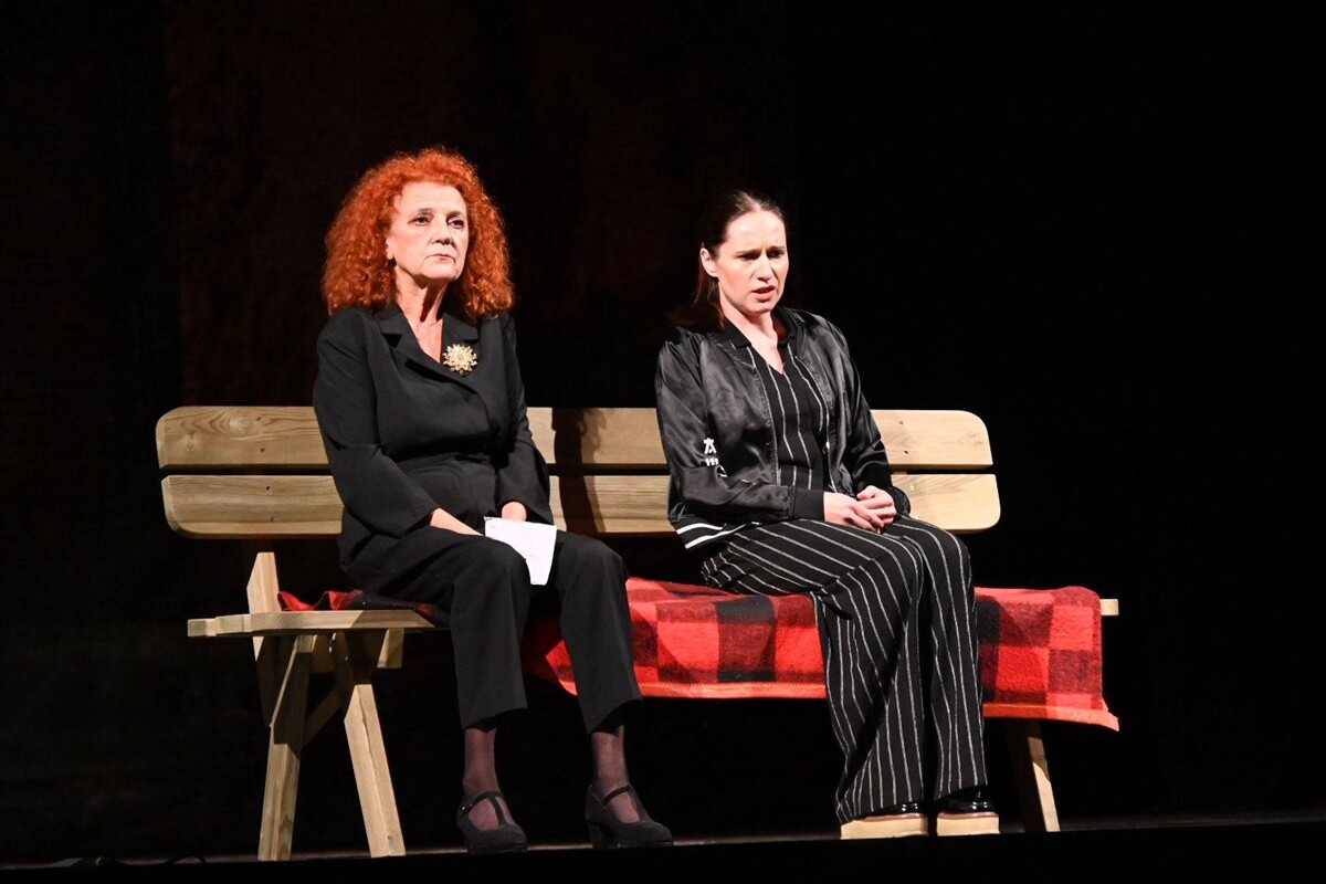 Kamraci Rudzcy 2025 uhonorowani. Rudzka Jesień Kulturalna rozpoczęta prapremierą „Stypy”. / fot. UM Ruda Śląska