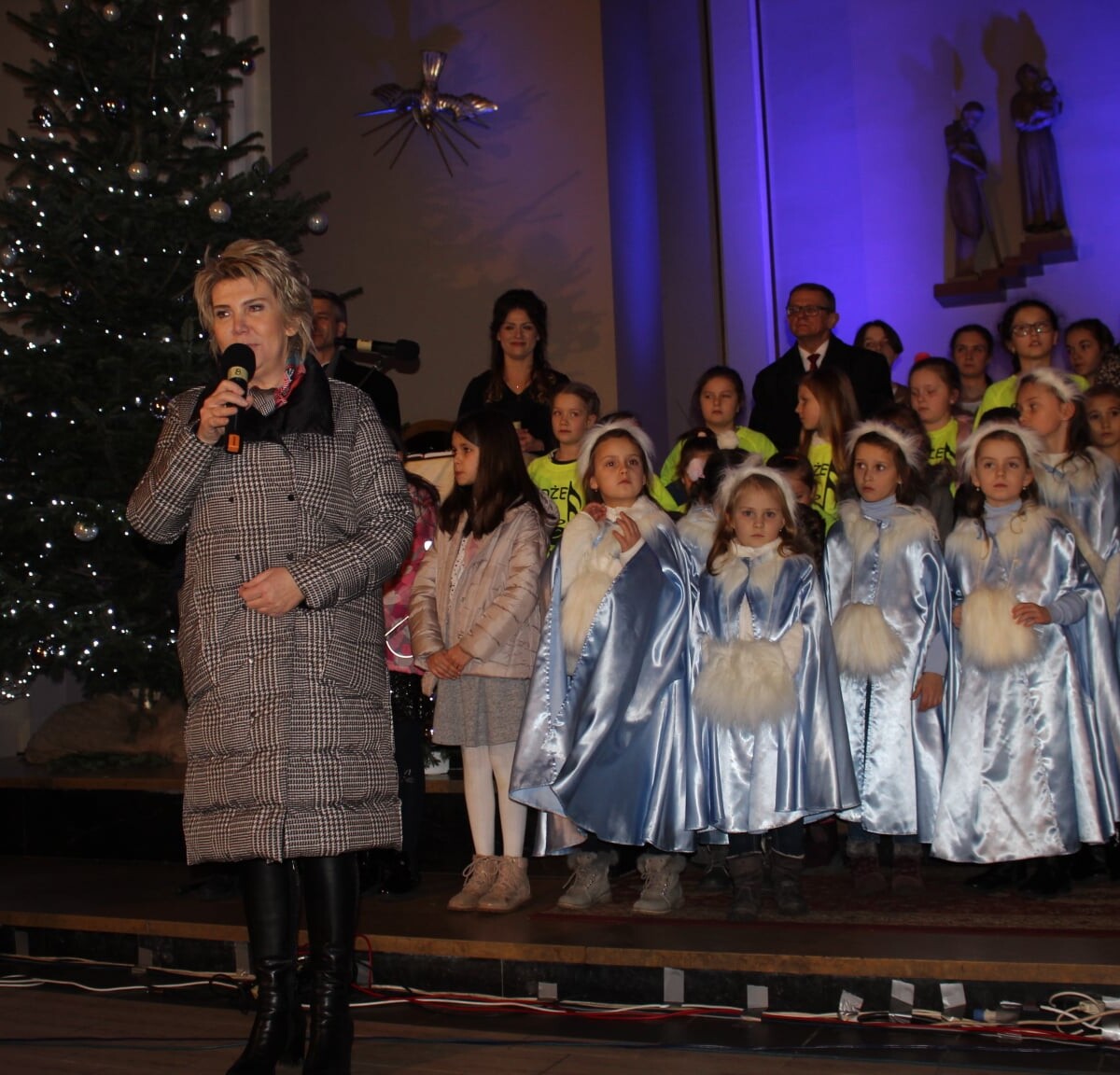 Już po raz dwudziesty piąty w parafii pw. Ducha Świętego w Czarnym Lesie odbyło się Rudzkie Spotkanie Kolędowe. Przygotowaniem spotkania zajęło się po raz kolejny Stowarzyszenie Rodzin Katolickich koło Czarny Las oraz schola Duchu Ognia.
